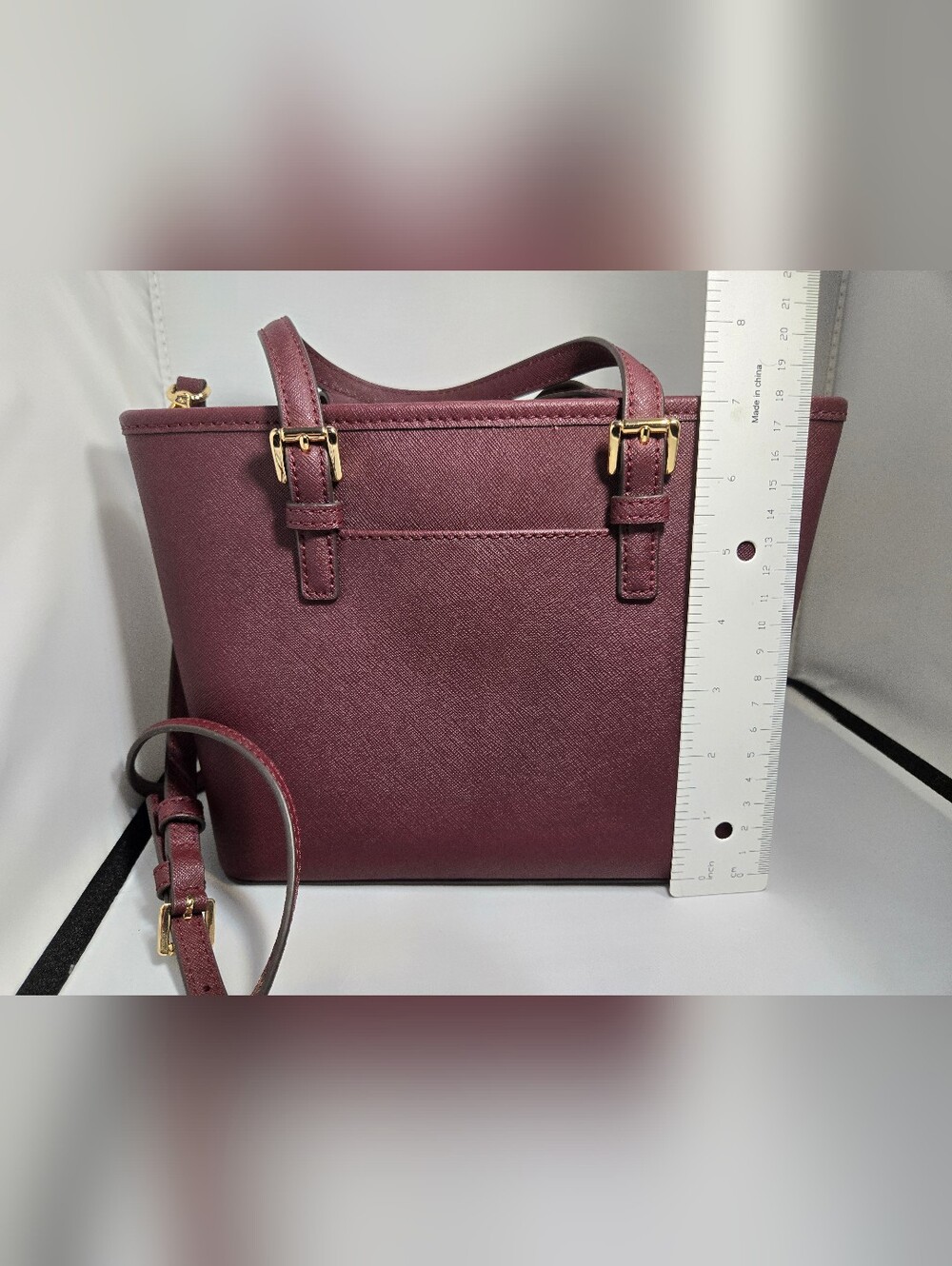 Michael Kors Women's Jet Set Travel Saffiano Leather Tote - Picture 8 of 16